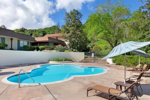 4220 Collwood Ln, San Diego, CA 92115