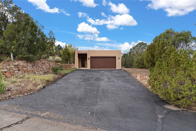 1388 Camino Corto, Santa Fe, NM 87501