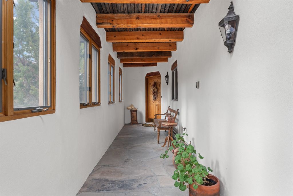 1388 Camino Corto, Santa Fe, NM 87501