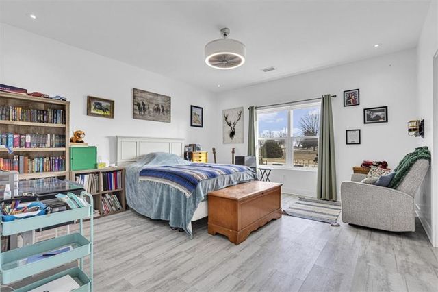 8944 Southpoint Drive, Richmond, MO 64085