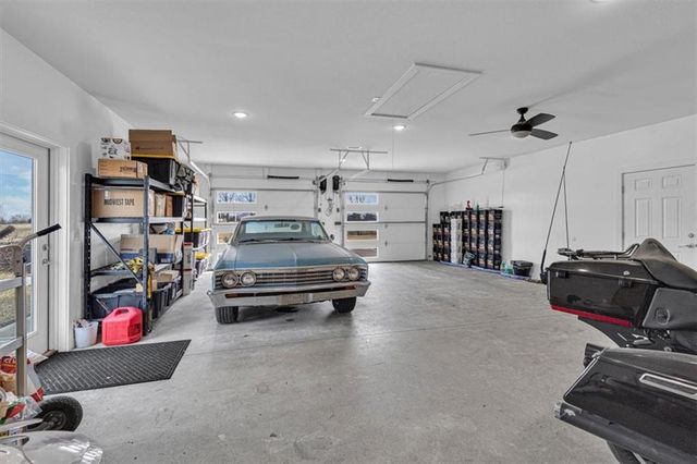 8944 Southpoint Drive, Richmond, MO 64085