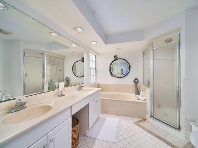 18205 SE Fairview Circle, Jupiter, FL 33469