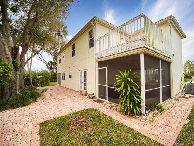 18205 SE Fairview Circle, Jupiter, FL 33469