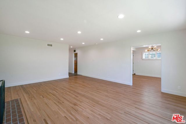 5911 S Corning Avenue, Los Angeles, CA 90056