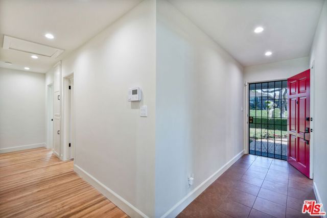 5911 S Corning Avenue, Los Angeles, CA 90056