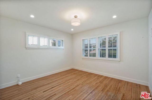 5911 S Corning Avenue, Los Angeles, CA 90056