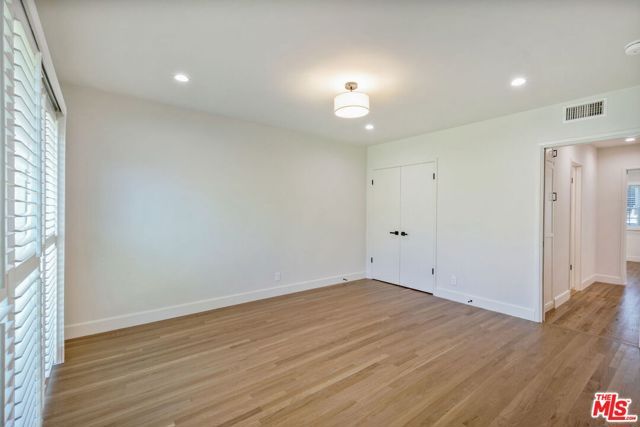 5911 S Corning Avenue, Los Angeles, CA 90056