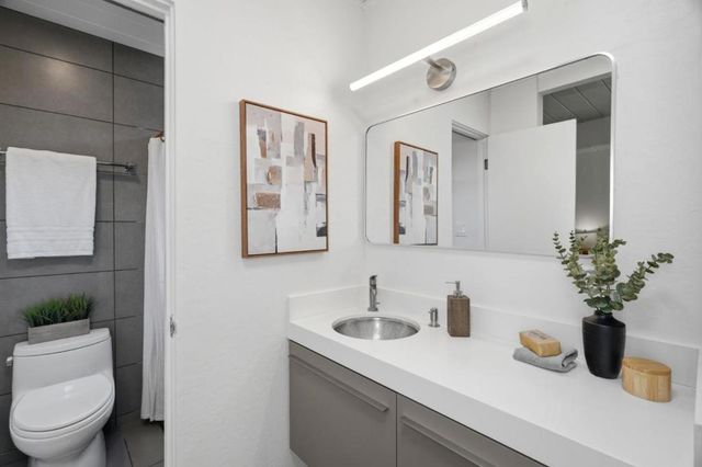 771 Duncardine Way, Sunnyvale, CA 94087