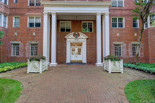 77-14 113th Street 5V, Forest Hills, NY 11375