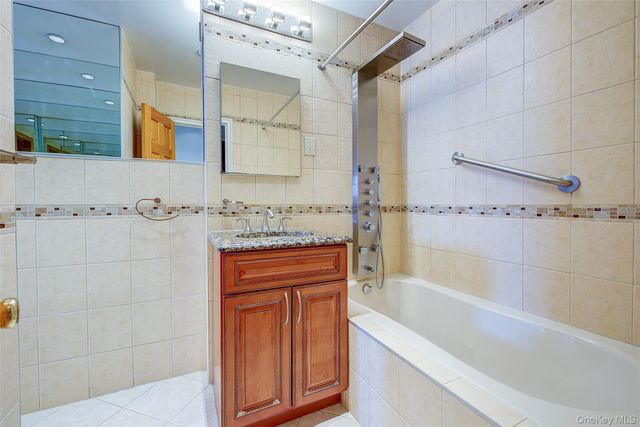 77-14 113th Street 5V, Forest Hills, NY 11375