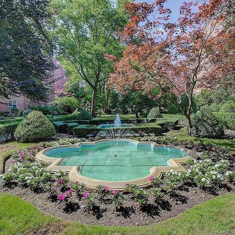 77-14 113th Street 5V, Forest Hills, NY 11375