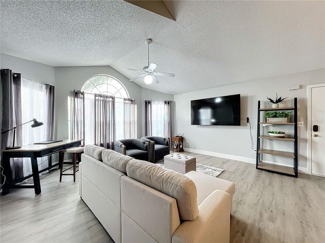 2731 N POINCIANA BOULEVARD 114, Kissimmee, FL 34746