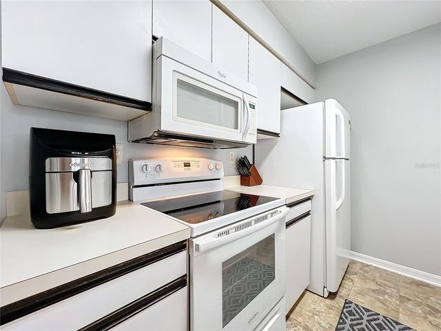 2731 N POINCIANA BOULEVARD 114, Kissimmee, FL 34746