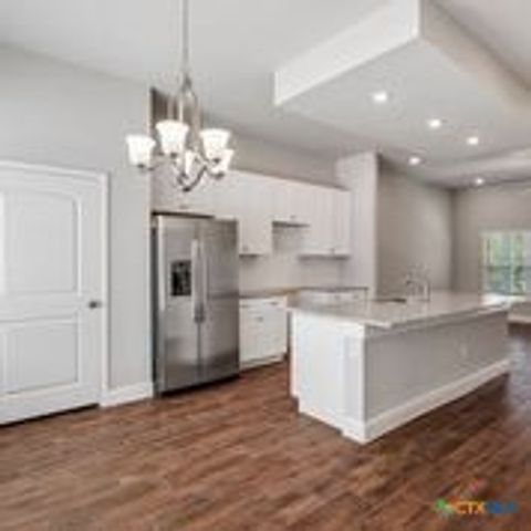 2820 Puter Creek Road C, Spring Branch, TX 78070