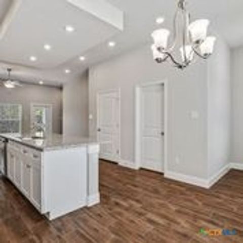 2820 Puter Creek Road C, Spring Branch, TX 78070