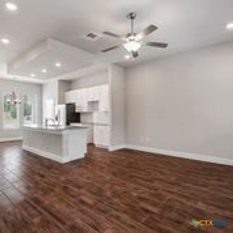 2820 Puter Creek Road C, Spring Branch, TX 78070