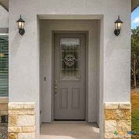 2820 Puter Creek Road C, Spring Branch, TX 78070