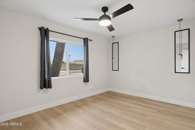 5117 E BECK Lane, Scottsdale, AZ 85254