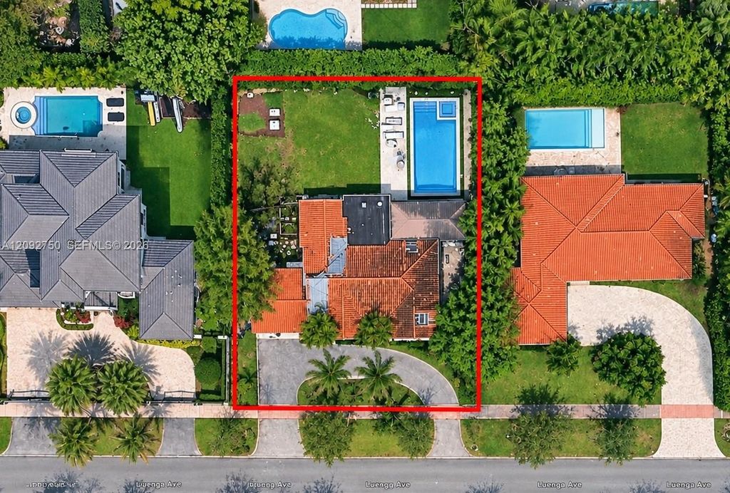 421 Luenga Avenue, Coral Gables, FL 33146