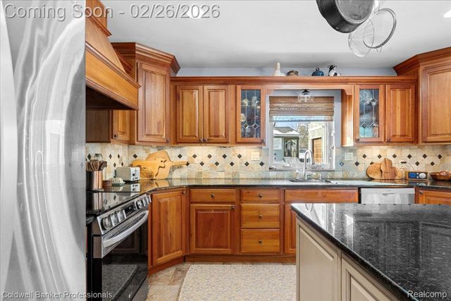 11547 McClumpha Road, Plymouth Charter Township, MI 48170