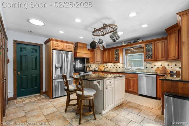 11547 McClumpha Road, Plymouth Charter Township, MI 48170