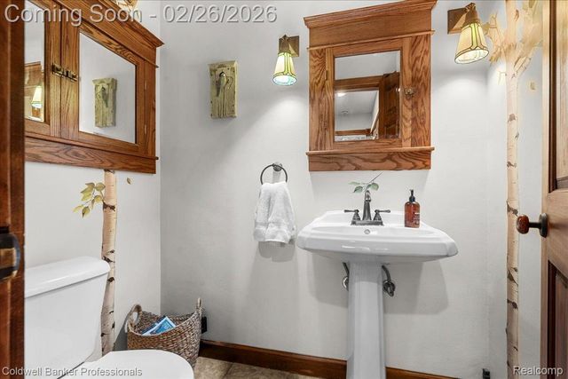 11547 McClumpha Road, Plymouth Charter Township, MI 48170