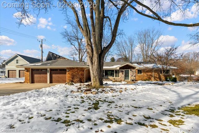 11547 McClumpha Road, Plymouth Charter Township, MI 48170
