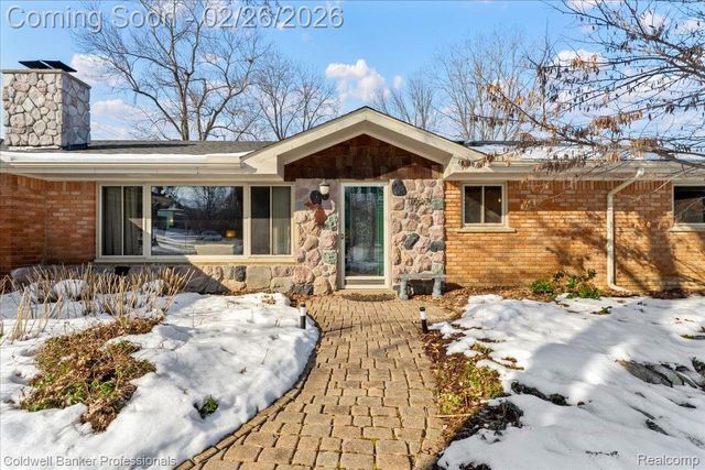 11547 McClumpha Road, Plymouth Charter Township, MI 48170