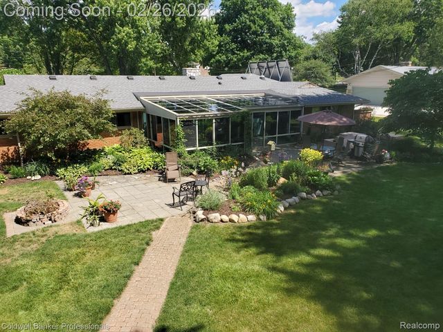 11547 McClumpha Road, Plymouth Charter Township, MI 48170