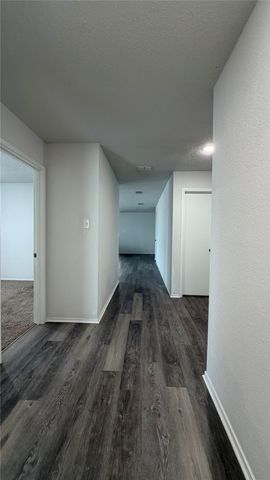 701 E Kirnwood Drive, Dallas, TX 75241