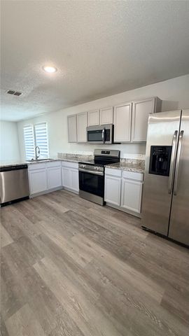 701 E Kirnwood Drive, Dallas, TX 75241