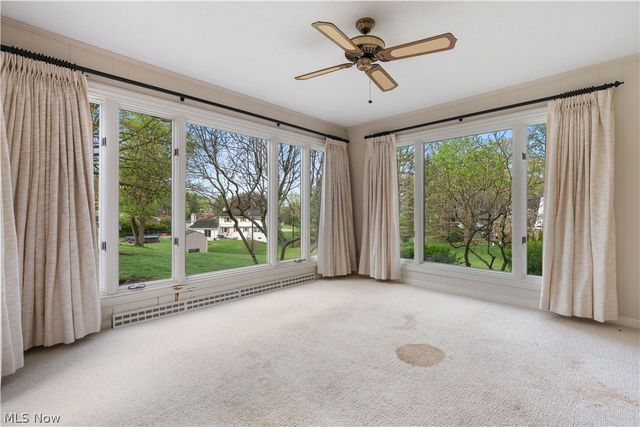 2240 Devonshire Drive NW, Canton, OH 44708