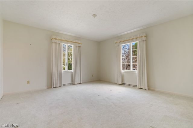 2240 Devonshire Drive NW, Canton, OH 44708