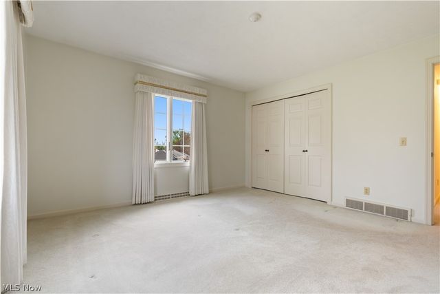 2240 Devonshire Drive NW, Canton, OH 44708