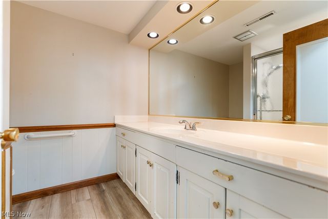 2240 Devonshire Drive NW, Canton, OH 44708