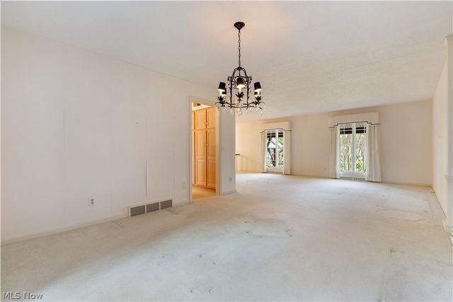 2240 Devonshire Drive NW, Canton, OH 44708