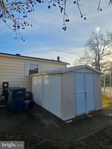 568 MILES STANDISH LANE, Buena, NJ 08310