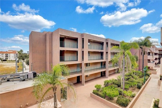 450 E 4th Street 337, Santa Ana, CA 92701