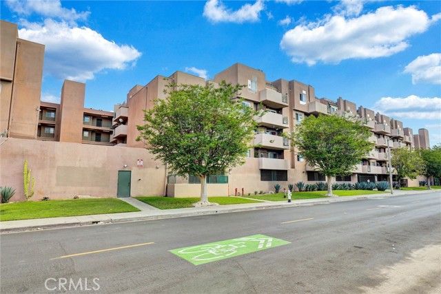 450 E 4th Street 337, Santa Ana, CA 92701