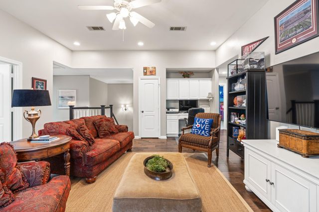 4405 Dorothy Street, Bellaire, TX 77401