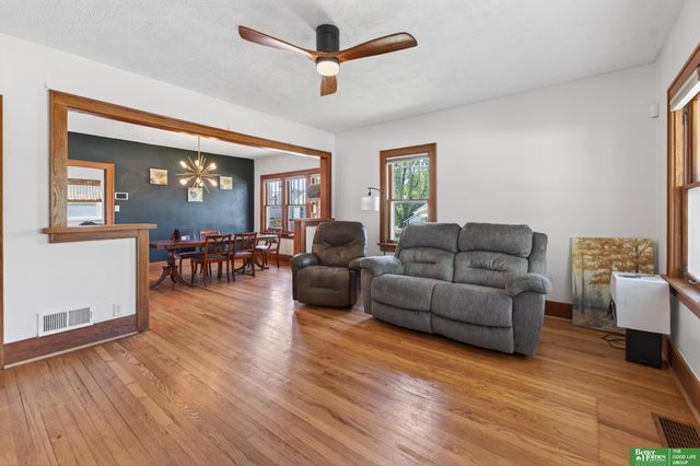 4443 Decatur Street, Omaha, NE 68111
