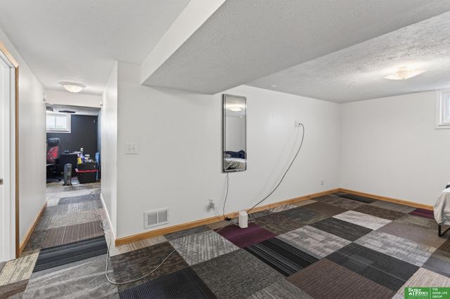 4443 Decatur Street, Omaha, NE 68111