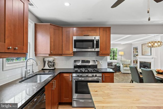 623 DEVON RD, Moorestown, NJ 08057