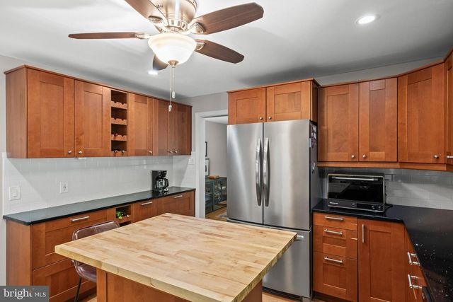 623 DEVON RD, Moorestown, NJ 08057