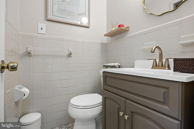 623 DEVON RD, Moorestown, NJ 08057