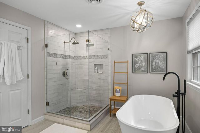 623 DEVON RD, Moorestown, NJ 08057