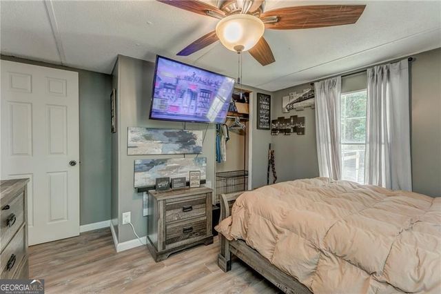 135 Little Creek Lane, Resaca, GA 30735