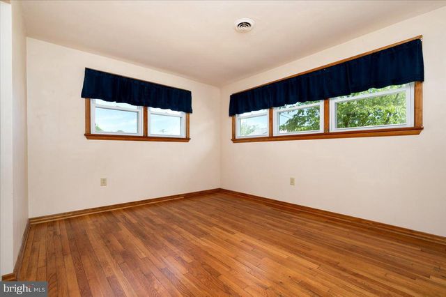 3231 GRACE RD, Sparrows Point, MD 21219
