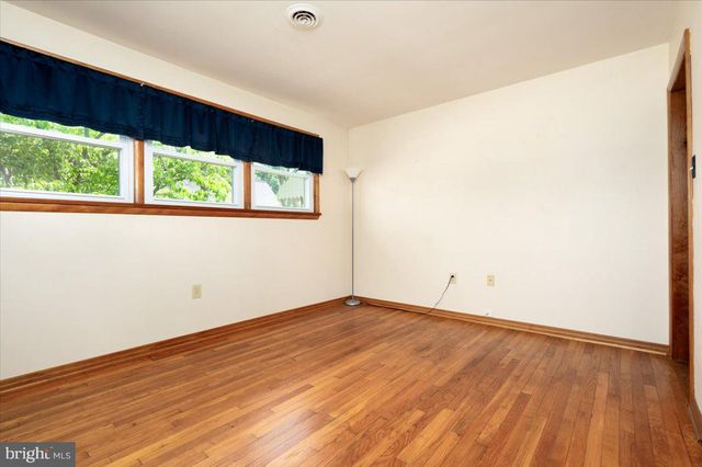 3231 GRACE RD, Sparrows Point, MD 21219