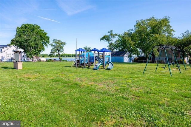 3231 GRACE RD, Sparrows Point, MD 21219
